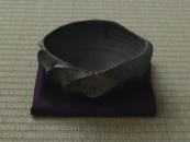 [Limited] KURO IWANAMI - HIRAGATA (handcrafted Matcha bowl)