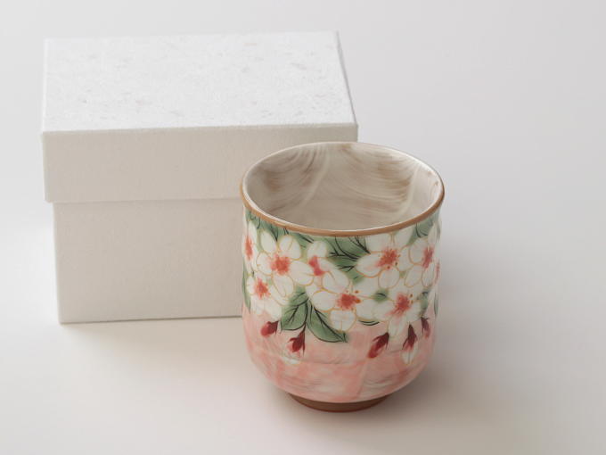 [Limited] HANA TSUDOI - SAKURA (handcrafted Teacup: 175ml)
