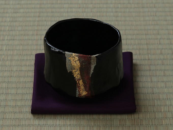 [KIRAI] KURO CHAWAN - KAGAYAKI (handcrafted Matcha Bowl)