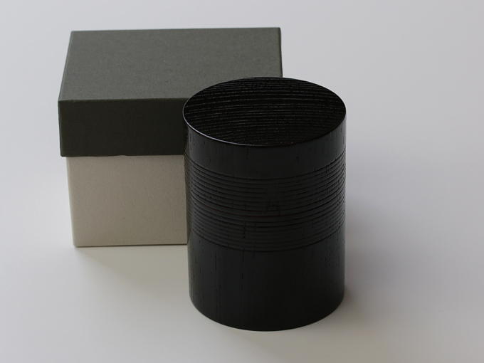 KEYAKI KURO MEHAJIKI (handcrafted container; capacity 60g)