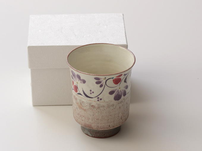 [Limited] KOBIKI KARAKUSA (handcrafted Teacup: 150ml)