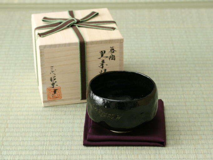 [Shouraku] KURO MAKUGUSURI CHAWAN (by Shouraku III)