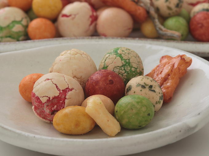 [Limited] OIROKE MAME (traditional Japanese cracker)