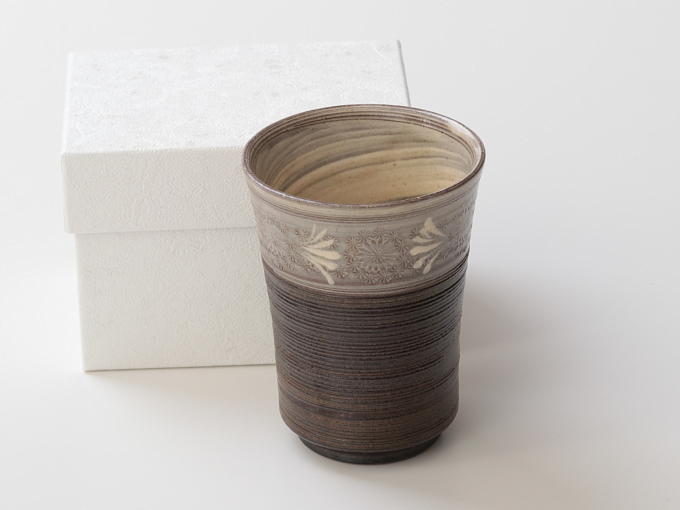 [Limited] YUSEN KAMON Yunomi (handcrafted Teacup: 175ml)