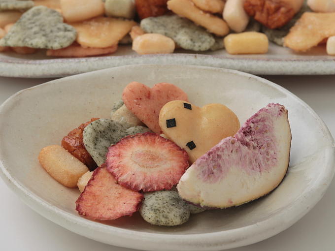 [Limited] ARARE de Fruits (crackers with fig and strawberry)